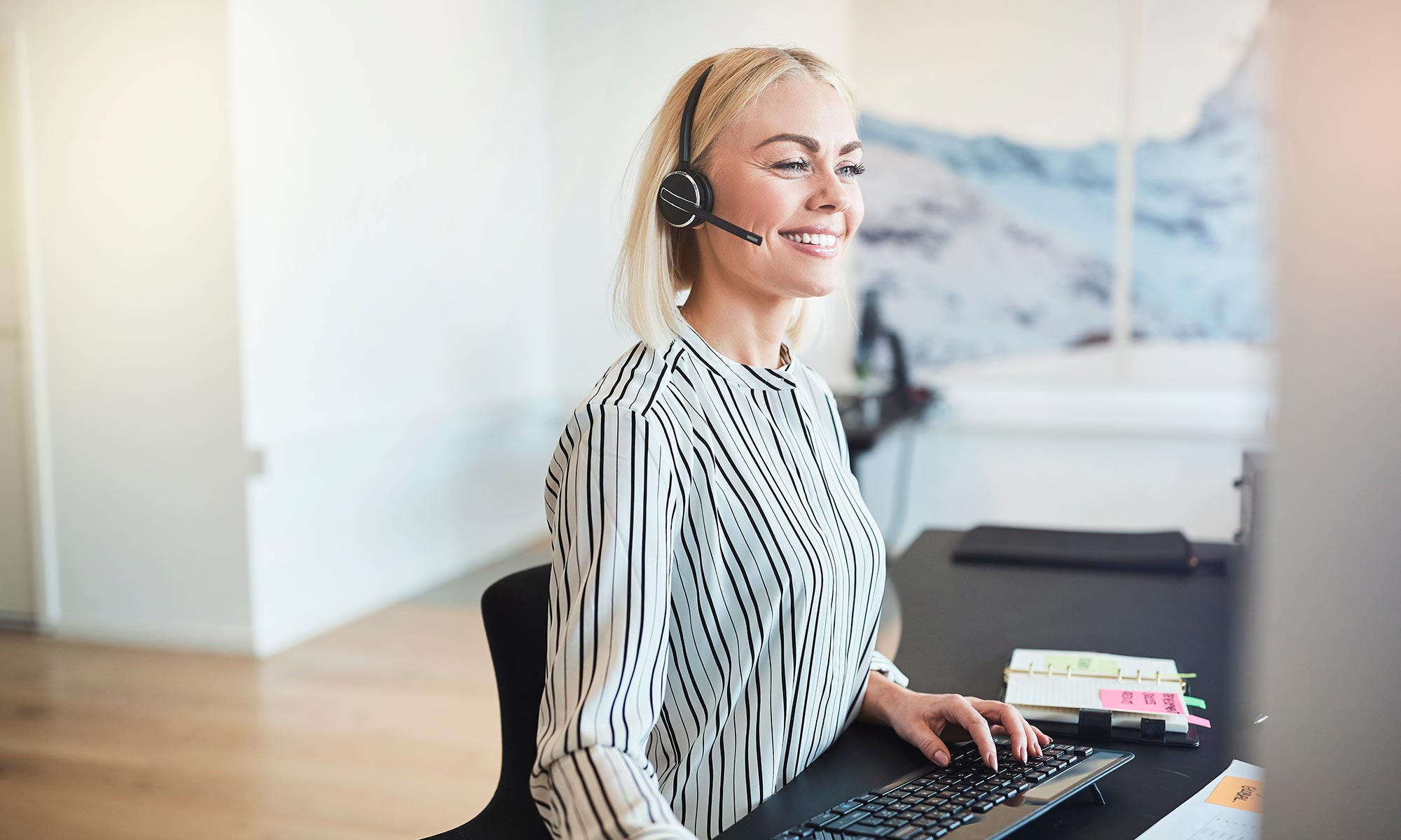 Frau im Büro